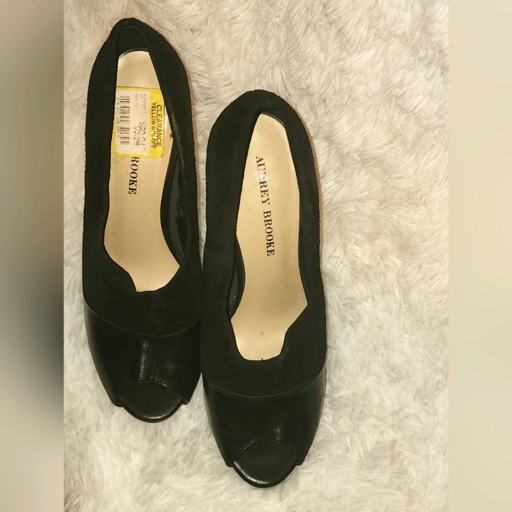 **Woman Black Heels